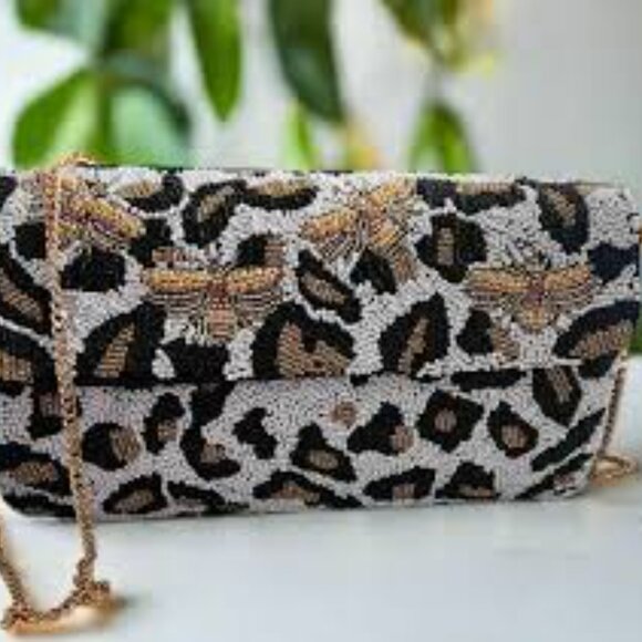 Viral Beaded leopard browm gold bee crossbody purse bag Handcrafted in India - Picture 1 of 7